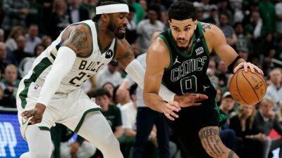 Brook Lopez - Jayson Tatum - Jaylen Brown - Marcus Smart - Tatum, Horford power Celtics past Bucks in Game 4 to even series - cbc.ca -  Boston - county Bucks