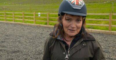 Lorraine Kelly - Susanna Reid - Lorraine Kelly close to tears as she tackles fear 10 years on from horror horse riding accident - manchestereveningnews.co.uk