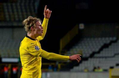 Man City agree to sign Dortmund striker Erling Haaland