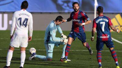 El Madrid - Lucas Vázquez - Alessio Lisci - El Levante - El Madrid se enfrenta a un hueso - en.as.com