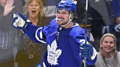 Auston Matthews caps rally with 'pretty special' goal as Toronto Maple Leafs regain series lead