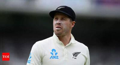 Gary Stead - Henry Nicholls - Injured New Zealander Henry Nicholls to travel to England for Test series - timesofindia.indiatimes.com - New Zealand