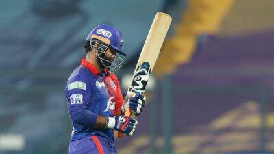 IPL 2022: Sunil Gavaskar Weighs In On What Is Ailing Delhi Capitals Captain And "Game-Changer" Rishabh Pant This Season