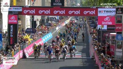 Resumen y resultado del Giro de Italia, etapa 5, Catania - Messina