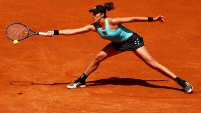 Muguruza tira su partido contra la kazaja Putintseva - en.as.com - Madrid -  Rome