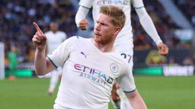 Kevin De Bruyne hits four as Manchester City take another step to Premier League title with win over Wolves