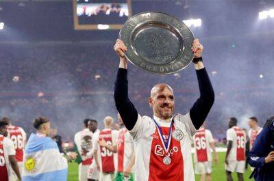 Ten Hag leads Ajax to 36th Dutch title before taking on big Man United job