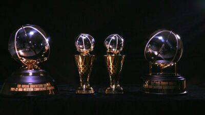 Bill Russell - NBA unveils new trophies, awards honoring Larry Bird, Magic Johnson, Bob Cousy, Oscar Robertson - espn.com -  Boston - county Bucks - county Robertson