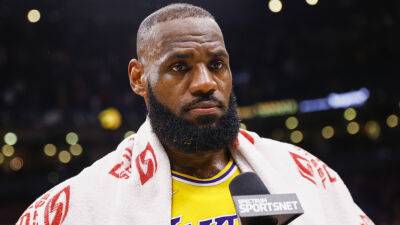 LeBron James trade rumors: Phil Jackson 'would like' Lakers to deal superstar, columnist says