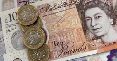 Everyone urged to check if they have a 'hidden' savings account after man finds £300 in his