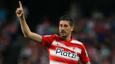 Robert Moreno - Karanka variará su "defensa tipo" por la ausencia de Escudero - en.as.com