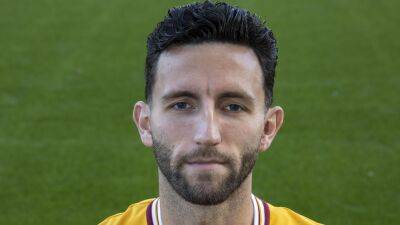 Graham Alexander - Ricki Lamie - Ricki Lamie hints at Motherwell stay - bt.com - Scotland