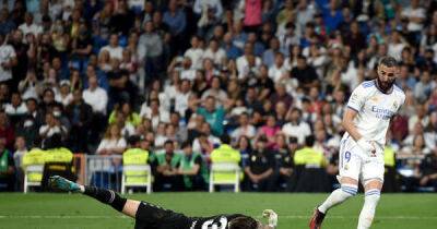 Ronaldo Nazario - Carlo Ancelotti - Karim Benzema went full Ronaldo Nazario to bamboozle goalkeeper before Vinicius' goal v Levante - msn.com -  Santiago