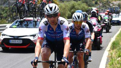 Hammer blow for Mark Cavendish as leadout man Michael Morkov abandons Giro d'Italia with fever
