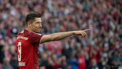 Lewandowski to start in Bayern's season finale, future still unclear