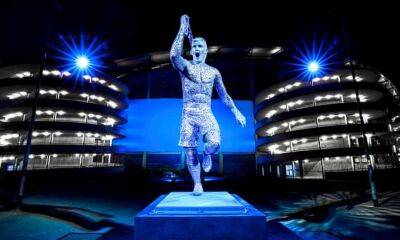 Sergio Aguero - David Silva - Vincent Kompany - Manchester City unveil Sergio Agüero statue of goal that ‘changed everything’ - theguardian.com - Manchester - Scotland - Usa - Argentina