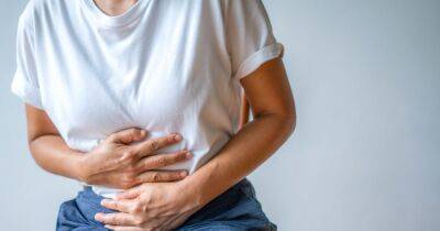 Symptoms of salmonella after Aldi, Sainbury's, M&S and Waitrose issue 'do not eat' chicken warning - manchestereveningnews.co.uk - Britain