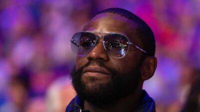 Boxing-Mayweather's Dubai exhibition fight called off
