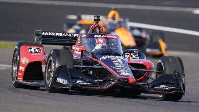 Power's late qualifying run puts him on pole for Indy GP