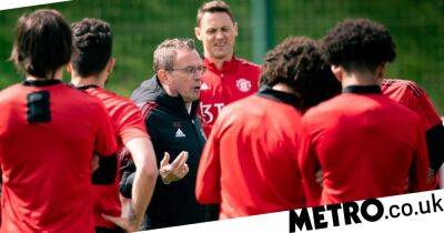 Ralf Rangnick - Ole Gunnar Solskjaer - Red Devils - Manchester United duo pulled apart after ‘shocking’ bust-up in training as teammates left ‘stunned’ - metro.co.uk - Manchester - Netherlands -  Brighton