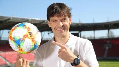 Didier Deschamps - Fernando Morientes: "En mi palmarés también sumo la Champions del Liverpool" - en.as.com