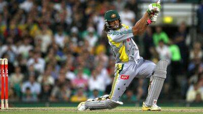 Michael Vaughan - Adam Gilchrist - Andrew Symonds - Former Australia all-rounder Andrew Symonds dies in car crash aged 46 - bt.com - Australia