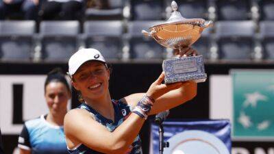 Iga Swiatek - Roland Garros - Swiatek arrolla a Jabeur y mantiene su reinado en Roma - en.as.com