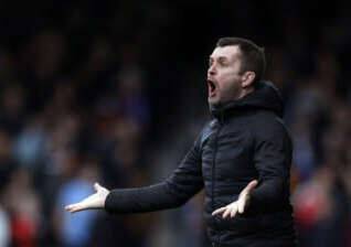Nathan Jones puts pressure on Huddersfield Town ahead of Luton Town play-off decider