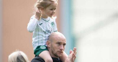 David Gray makes Hibs intentions clear as club close in on new manager