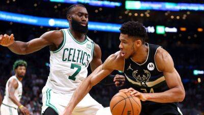 Grant Williams - NBA, Celtics - Bucks: resumen, resultado y estadísticas (109-81) - en.as.com -  Boston - county Bucks - county Brown -  Milwaukee