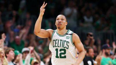 Los Celtics se cargan al campeón gracias a un invitado inesperado