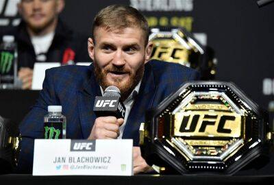 Former Ufc - Jan Blachowicz makes a case for another title shot after defeating Aleksandr Rakic - givemesport.com - Usa - Poland - Israel - Singapore - county Island -  Singapore -  Warsaw