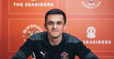 Harry Kane - David De-Gea - Justin Fashanu - Jake Daniels - Blackpool footballer coming out is 'wonderful', says LGBTQ+ fan - msn.com - Britain - Manchester - county Kane