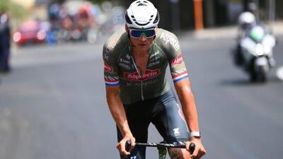 Giro d'Italia 2022 Stage 10 LIVE - Mathieu Van der Poel eyeing more glory on route from Pescara to Jesi