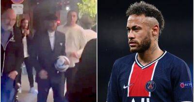 Marco Verratti - saint Germain - Idrissa Gueye - Paris Saint-Germain - Neymar: PSG star pays €160,000 for 2021 AFCON final ball - givemesport.com - Brazil - Senegal -  Santos -  Paris