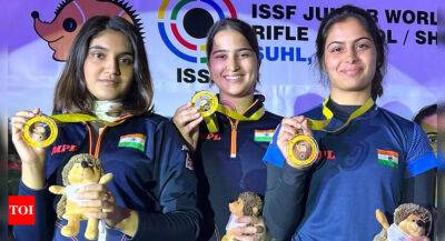 India's women pistol shooters make it five out of five wins at Suhl Junior World Cup - timesofindia.indiatimes.com - Germany - Italy - Poland - India -  Sangwan