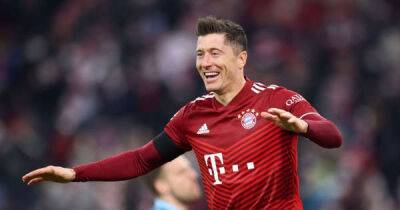 Robert Lewandowski in Bayern Munich stand-off as contract and transfer decisions at odds