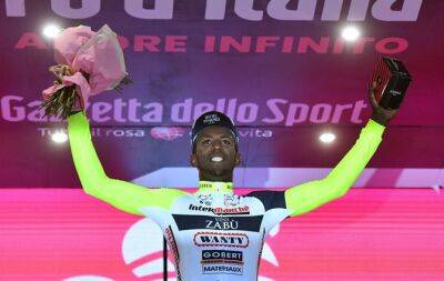 Chris Froome - Eritrean Girmay makes history with Giro d'Italia win - beinsports.com - Netherlands - Spain - South Africa - Kenya - Eritrea