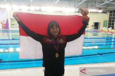 SEA Games; Newcomer Flairene Candrea Wins Gold in Women's Backstrokes