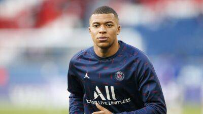PSG offer Mbappe record-breaking contract in last-gasp bid to keep striker - report