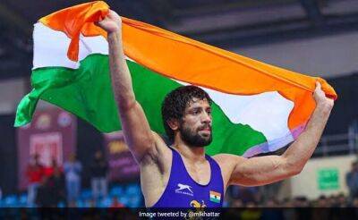 Everyone Should Play With True Spirit: Wrestler Ravi Dahiya On Satender Assaulting Referee During CWG Trials - sports.ndtv.com - India -  Victoria - county Hall