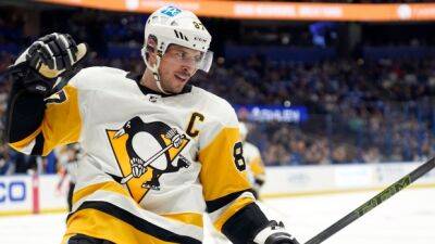 Penguins’ Crosby says he plans to play at least three more seasons