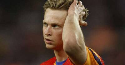 Sky Sports reporter now drops major De Jong to Man Utd 'update' after info from 'close sources'