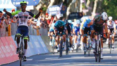 Mathieu Van der Poel’s magnificent gesture enhances significance of Biniam Girmay’s historic Giro d'Italia stage win
