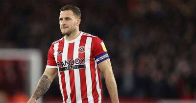 Paul Heckingbottom - Brice Samba - Sheffield United's Billy Sharp receives stitches after incident following play-off defeat - msn.com -  Huddersfield - county Sharp