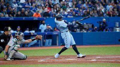 Vladimir Guerrero-Junior - Springer's early 3-run triple leads Blue Jays past Mariners for 2nd consecutive victory - cbc.ca -  Santiago -  Seattle -  Houston