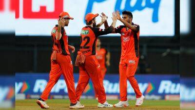 IPL 2022: SRH Keep Slim Playoff Hopes Alive With 3-Run Win vs MI