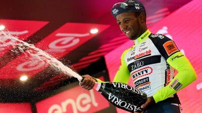 Biniam Girmay confirms his Giro d’Italia is over after eye injury - bt.com