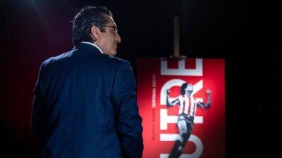El carné de socio del Atlético rendirá homenaje a Paulo Futre