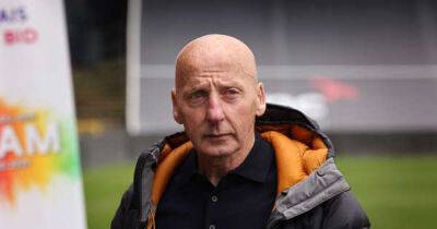 John Terry - Alex Ferguson - Ashley Young - Manchester United and Wales legend Mickey Thomas to climb Snowdon with 'miracle maker' who saved him - msn.com - Manchester